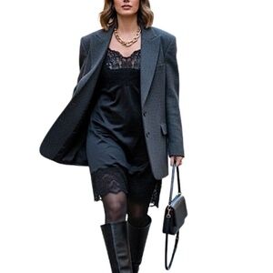 Vintage 80s 90s black old money sheer lace bodice hem knee length full slip 4